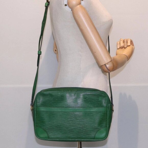 LOUIS VUITTON Epi Trocadero 23 Shoulder Bag Green - Picture 1 of 16